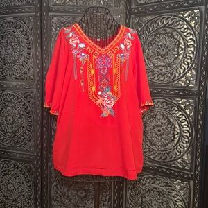 cute summer top with details preloved